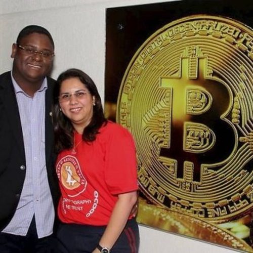 Mulher de ‘Faraó dos Bitcoins’ é presa em Chicago, nos Estados Unidos