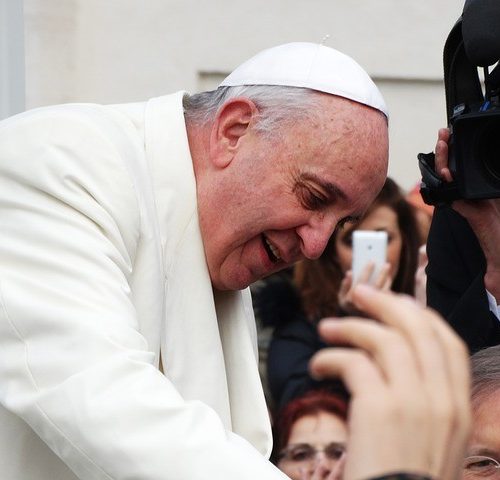 “Assista à Missa do Galo com o Papa Francisco em 2024: saiba