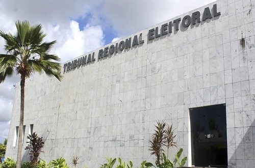 Condenação do TRE-SE a Manoel e Isadora Sukita por disseminação de notícias